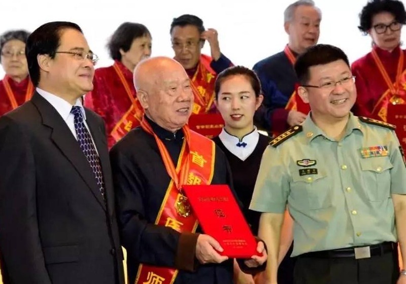 首都国医 周德安.jpg